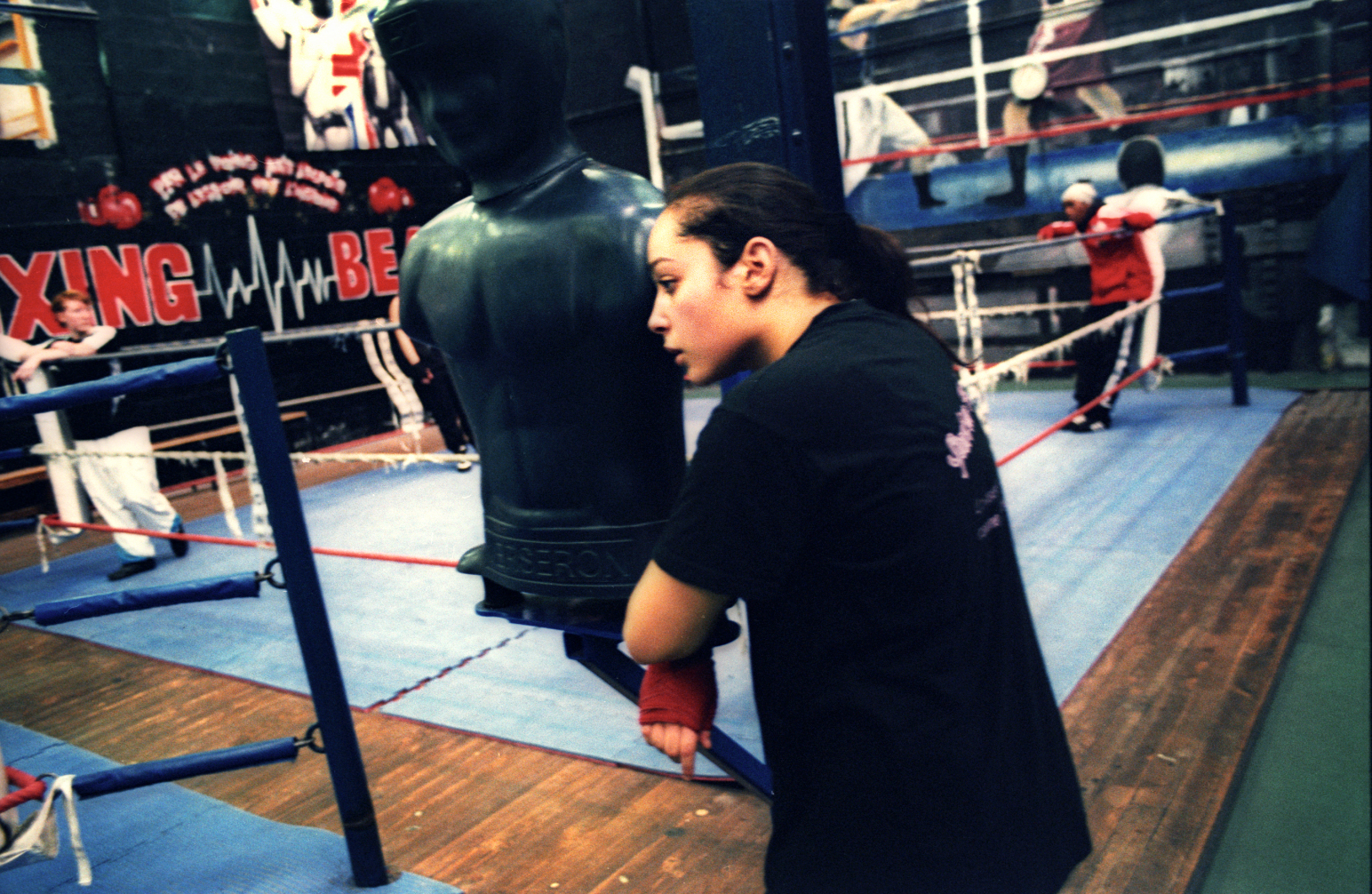 Aubervilliers: lady boxers